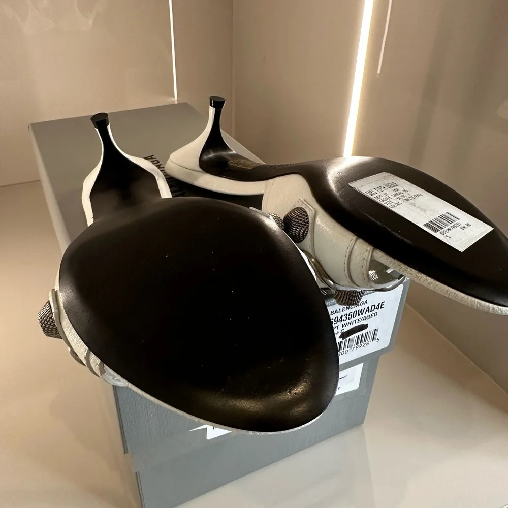 Balenciaga Cagole embellished leather mules size 38 - Picture 10 of 10